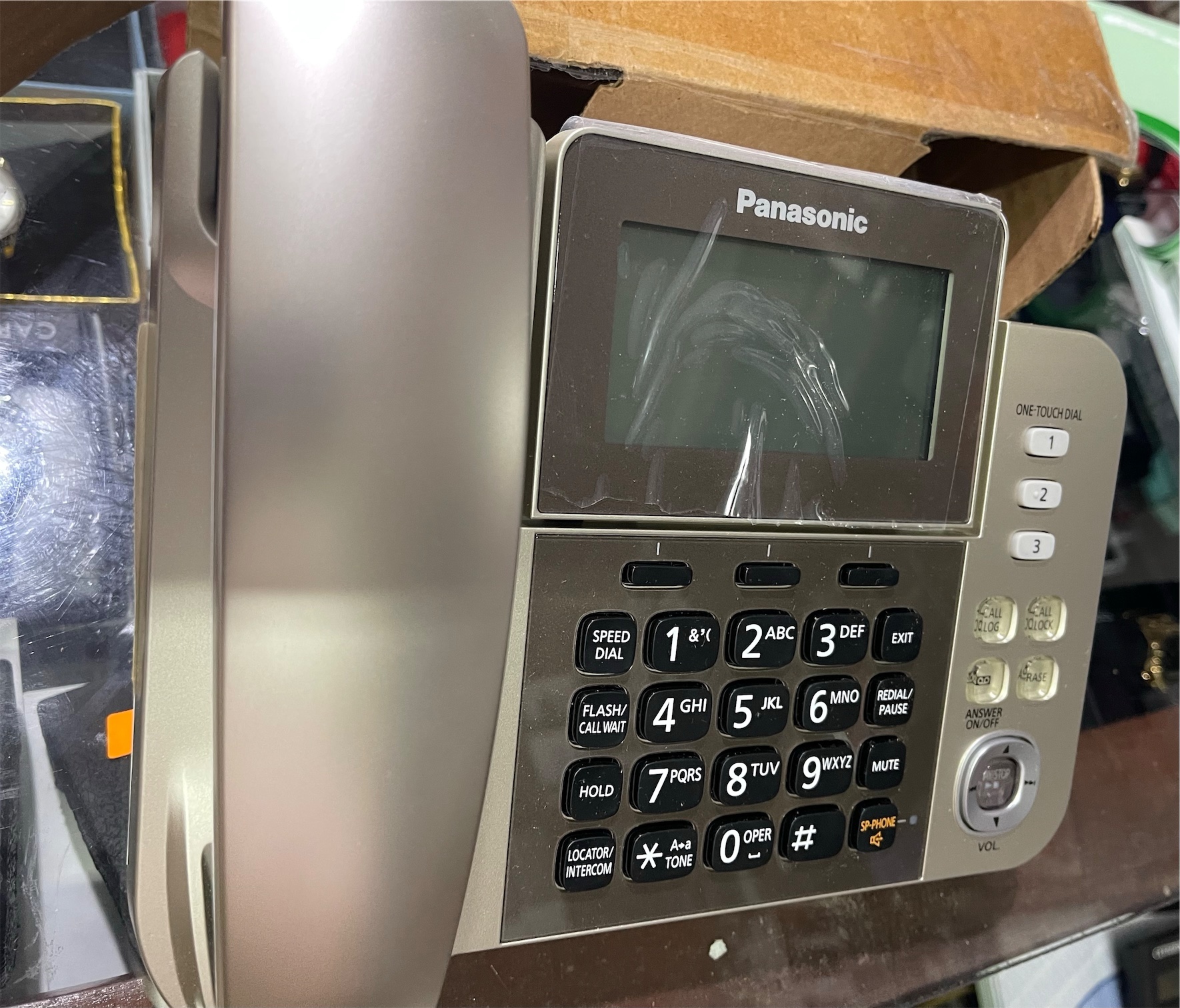 celulares y tabletas - Panasonic KXTGF350N Dect 1-Handset teléfono fijo 3