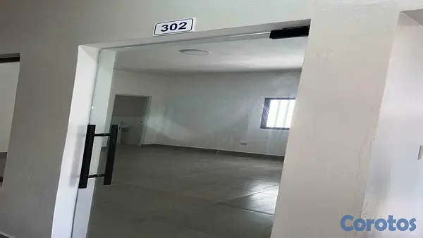 oficinas y locales comerciales - V01-AL-1496 ALQUILER DE LOCAL COMERCIAL-GAZCUE 2