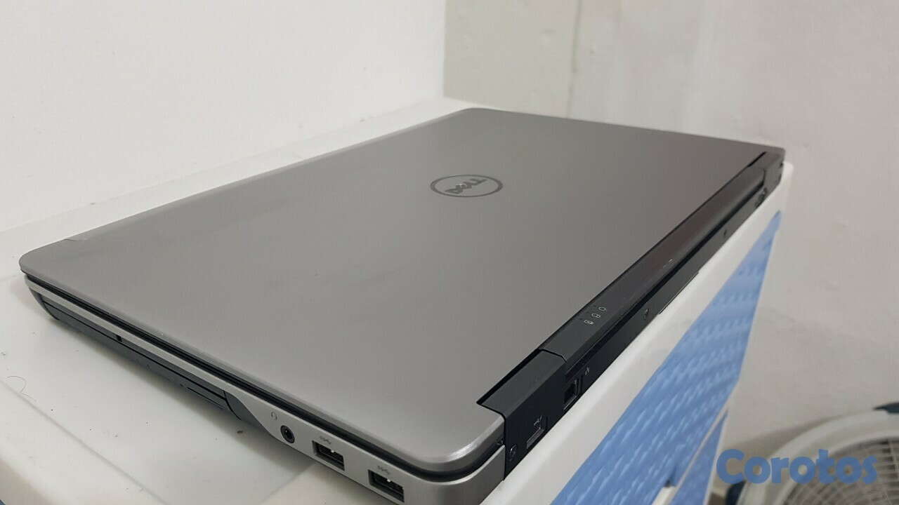 computadoras y laptops - Dell 6540 17 Pulg Core i7 2.8ghz Ram 16gb Disco SSD Doble tarjeta de Video  3