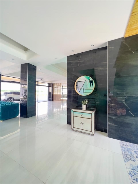 oficinas y locales comerciales - hotel en boca chica con alta rentabilidad  8