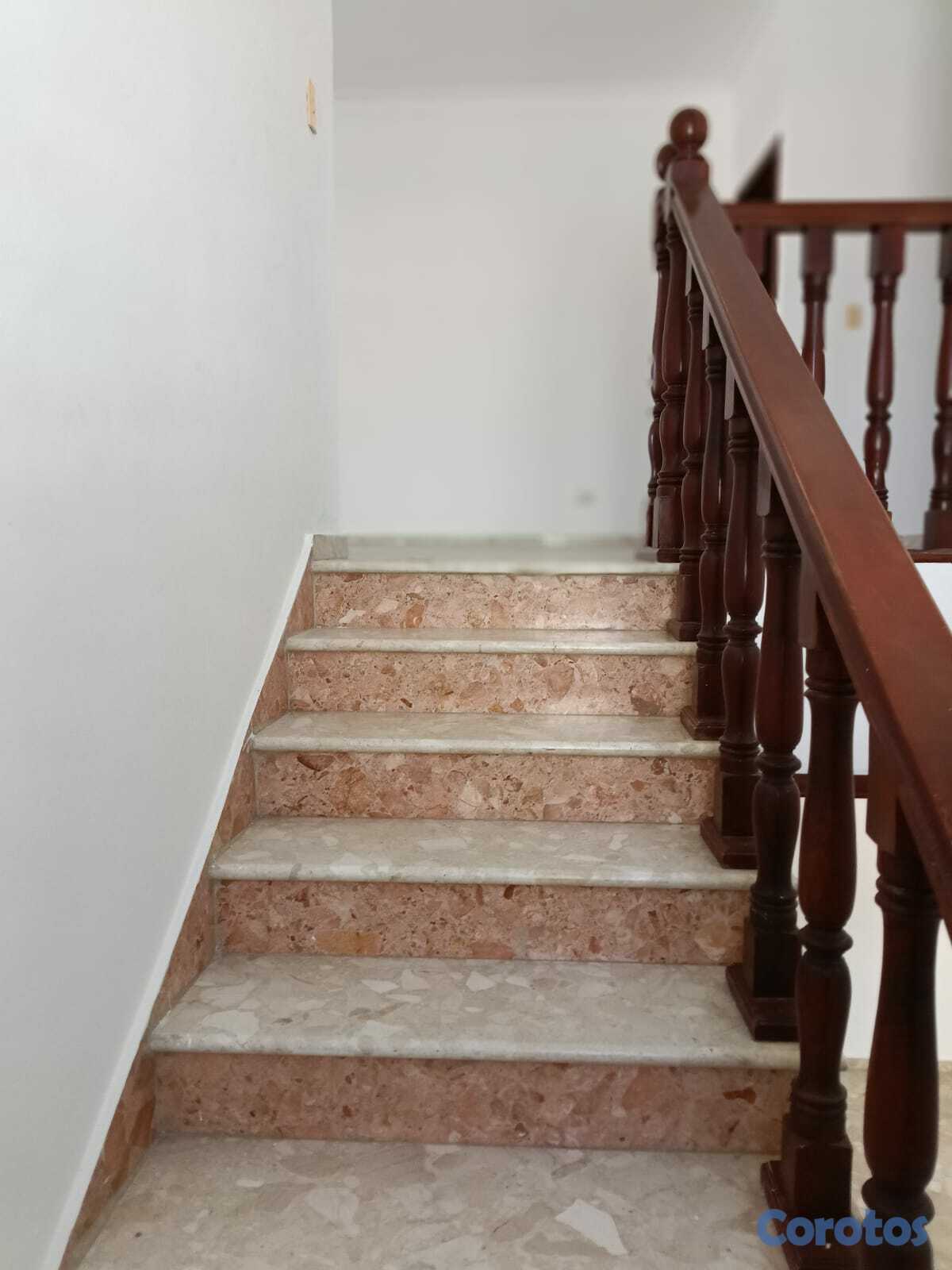 casas - ALQUILO CASA DE 2 NIVELES EN COLINAS DEL OESTE 5