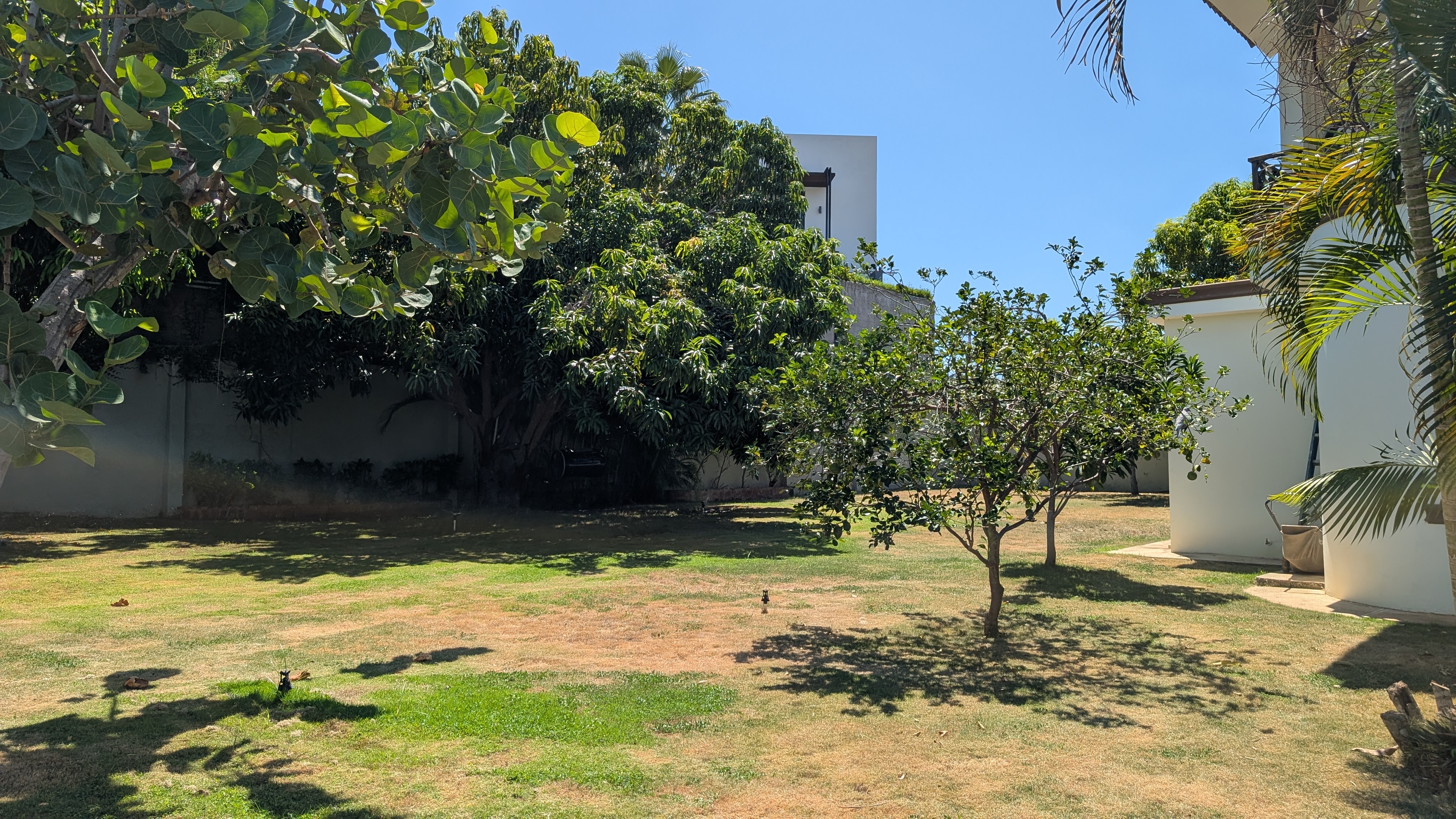 casas - Elegancia y Exclusividad en Bello Atardecer – Mao, 5