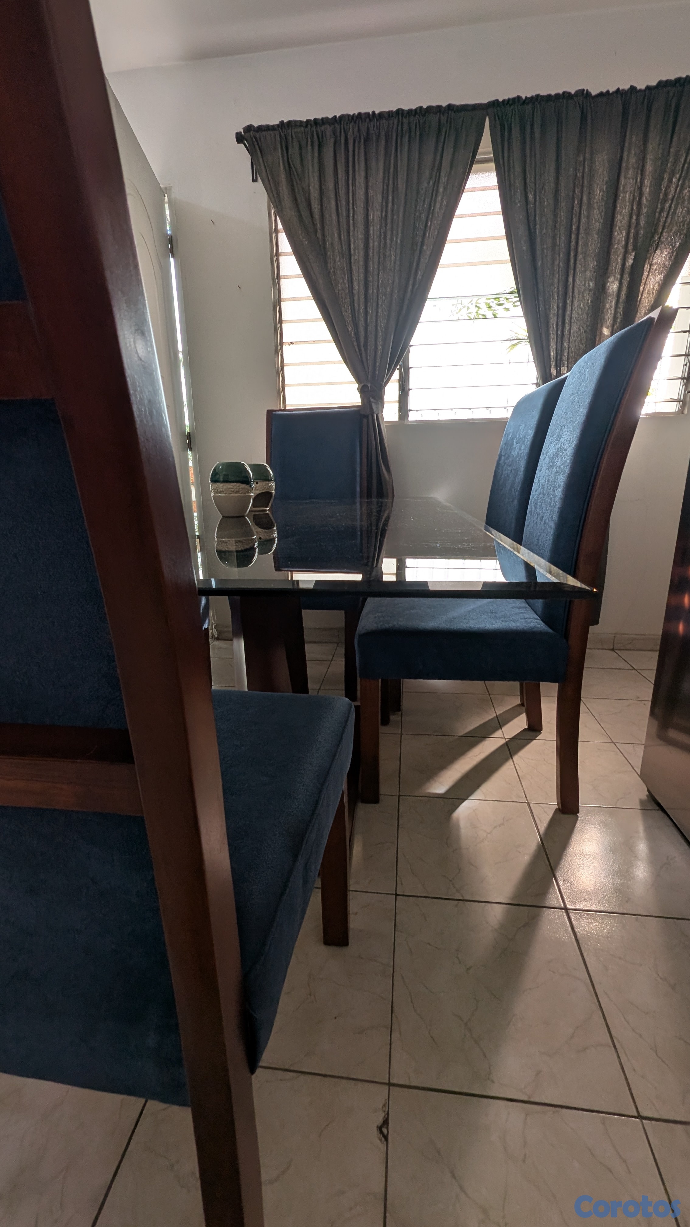 muebles y colchones - Comedor ROBLE (por Motivos de Viaje).  9