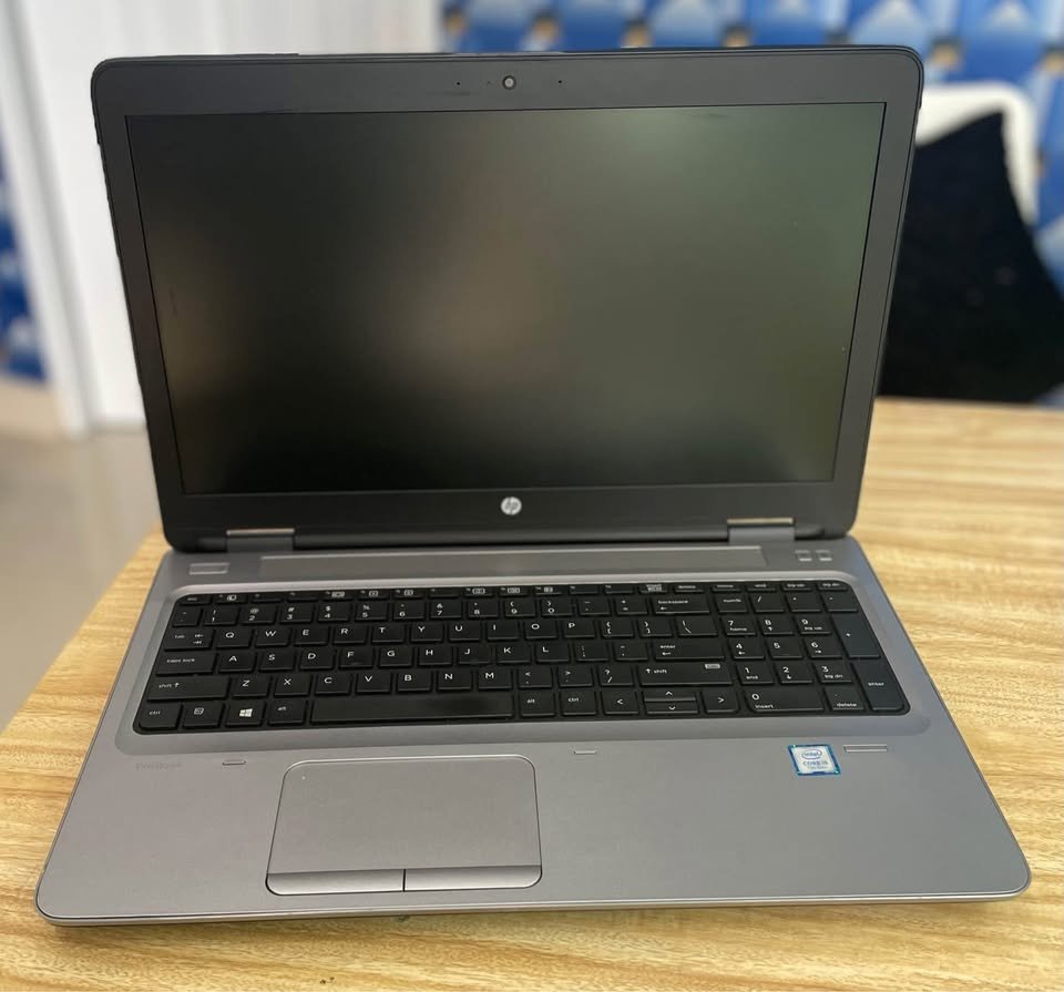 computadoras y laptops - Laptop HP Probook Intel Core i7 16gb Ram 128gb M2