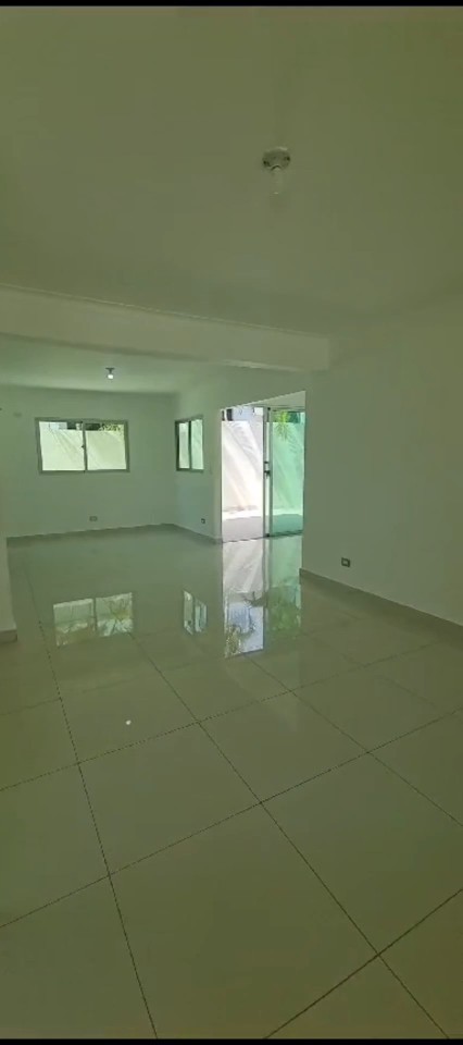 casas - Mudate Hoy Con RD$3,417,000
+04Hab+4.5Baños+04Parqueos+Piscina.