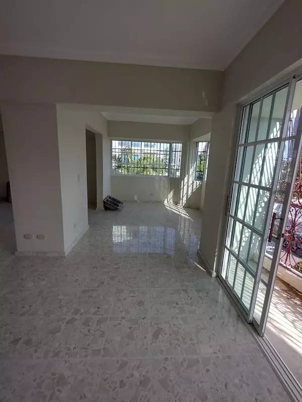 apartamentos - Alquiler Apartamento de 3 Habitaciones, Los Cacicazgos, Santo Domingo 4