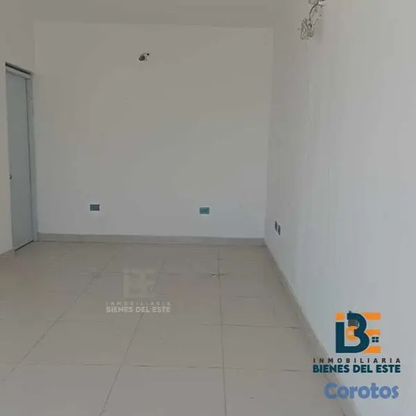 oficinas y locales comerciales - Se Renta Local Comercial en Barrio México, proximo 1