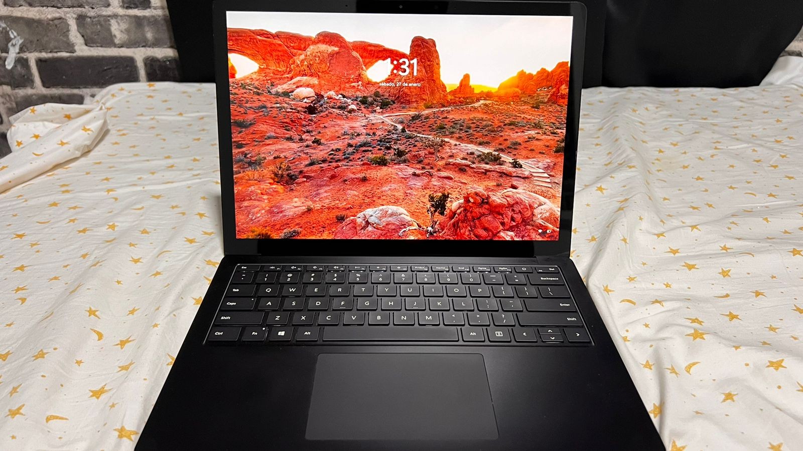 computadoras y laptops - Laptop Surface 4 13,5" Touchscreen i7 11th Gen, 16GBRAM, 256GB SSD. 10