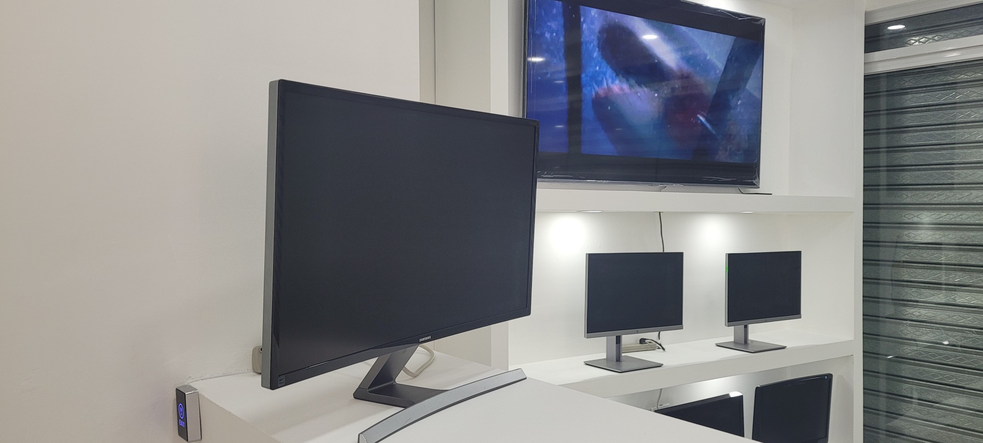 computadoras y laptops - Monitor hp 24 Pulg Pantalla ips 1080p hdmi Y usb 3