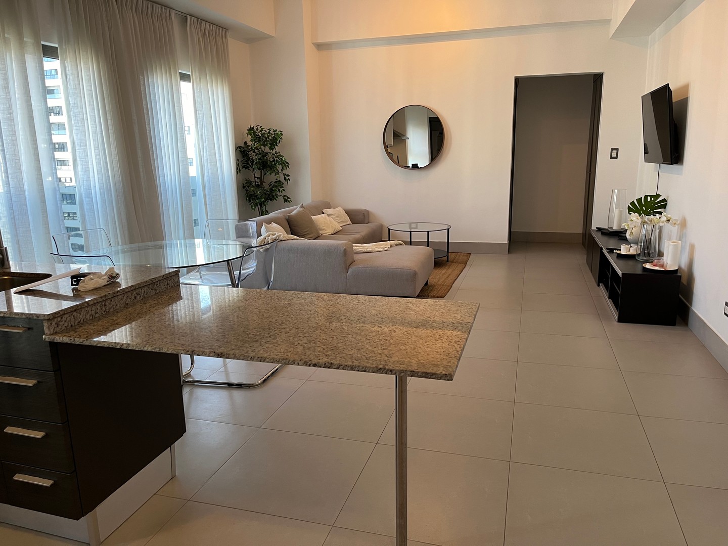 apartamentos - Apartamento En Alquiler En Piantini Amueblado De Una Habitación 1