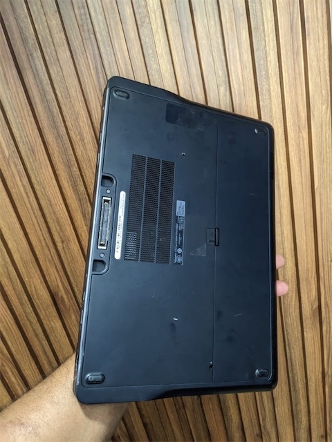 computadoras y laptops - Dell touch E7440 1