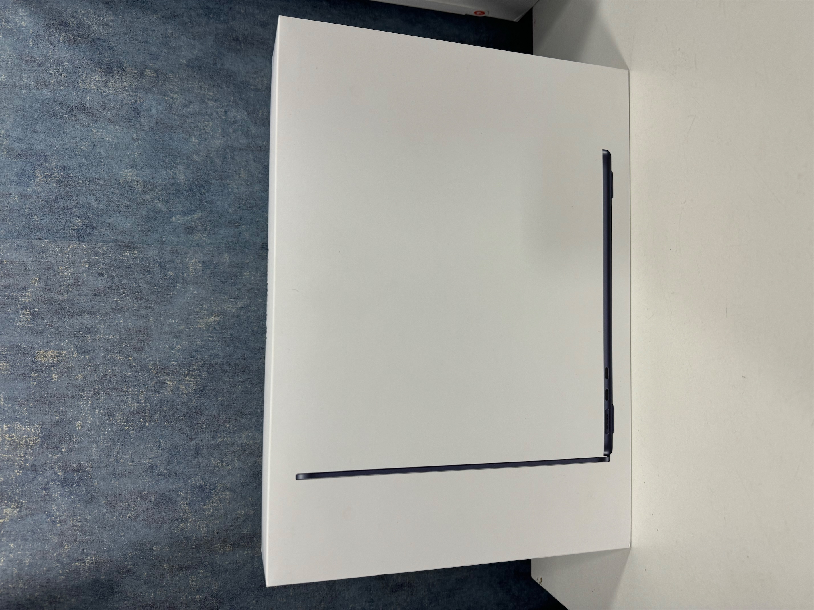 computadoras y laptops - MacBook Air M2 256 GB 8 de ram nueva sellada 