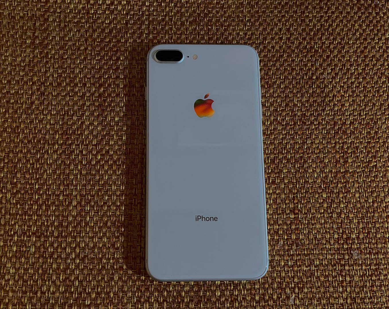 iPhone 8 Plus Silver 64 GB Semi Factory 📲💯
