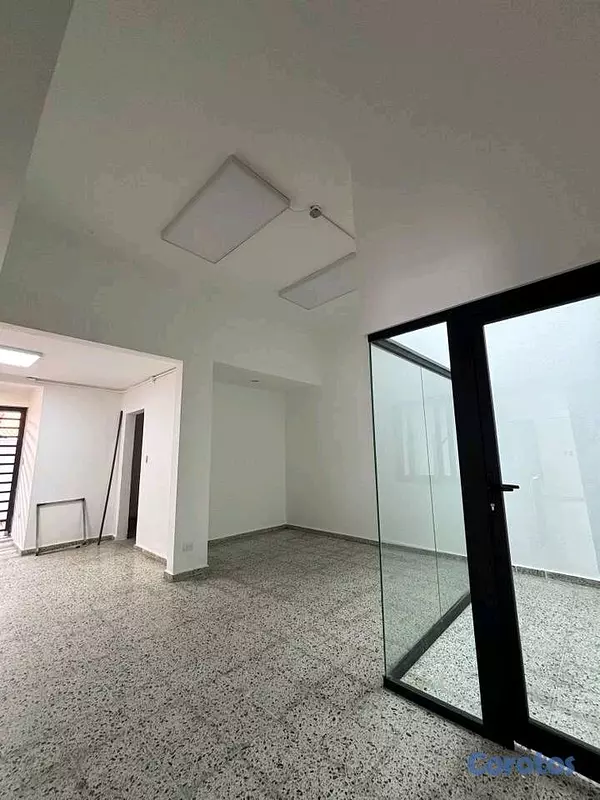 casas - Alquiler de Casa comercial en Los Prados  3