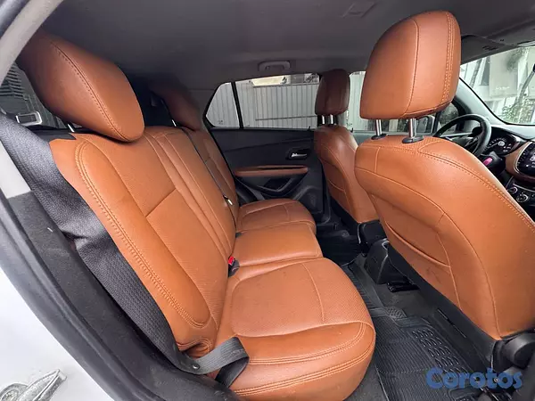 jeepetas y camionetas - CHEVROLET TRAX LT 2017 COMO NUEVA 9