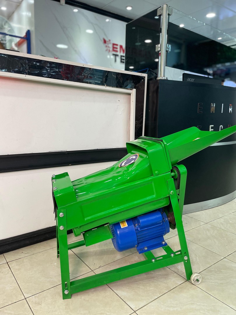 equipos profesionales - Desgranadora trilladora de maiz mazorca seco automatica  6