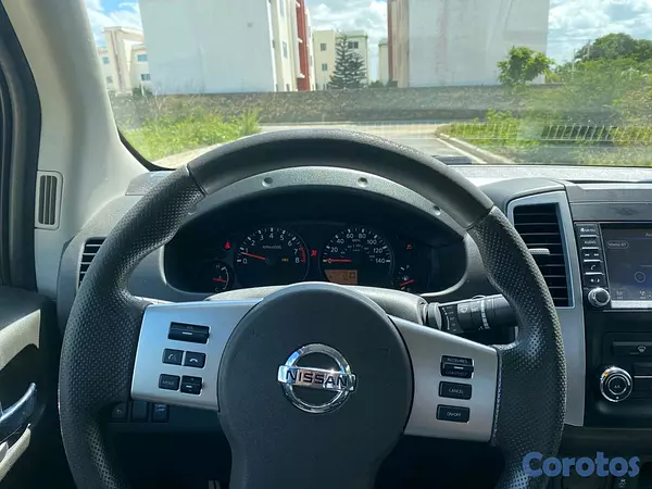 jeepetas y camionetas - NISSAN FRONTIER  11