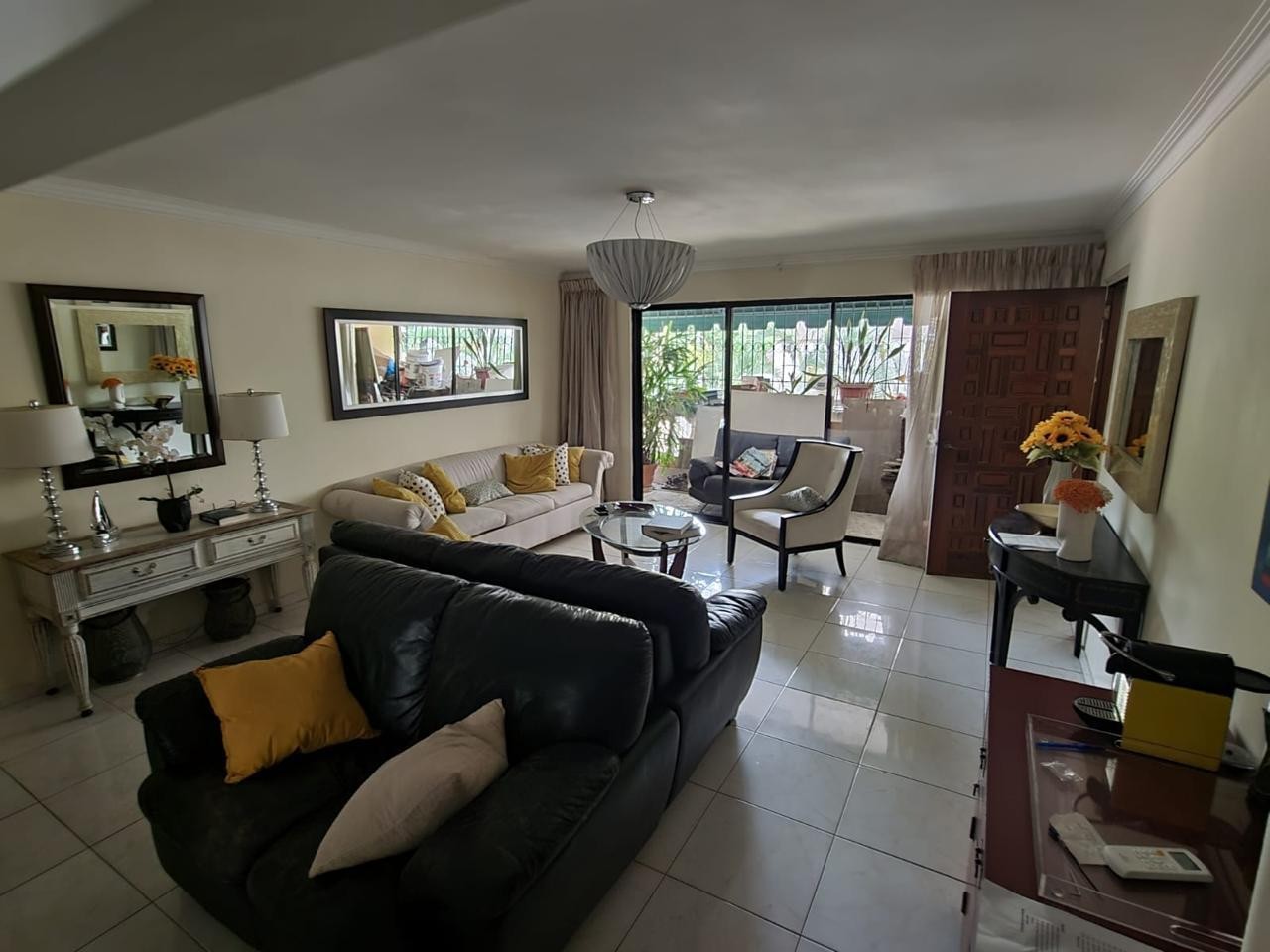 apartamentos - Alquiler Apartamento Amueblado de 3 Habitaciones, Los Cacicazgos, Santo Domingo 1