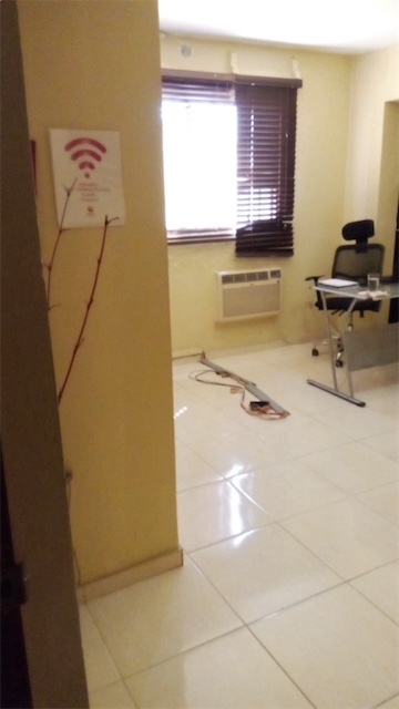 oficinas y locales comerciales - Oficina semi amoblada prados  3