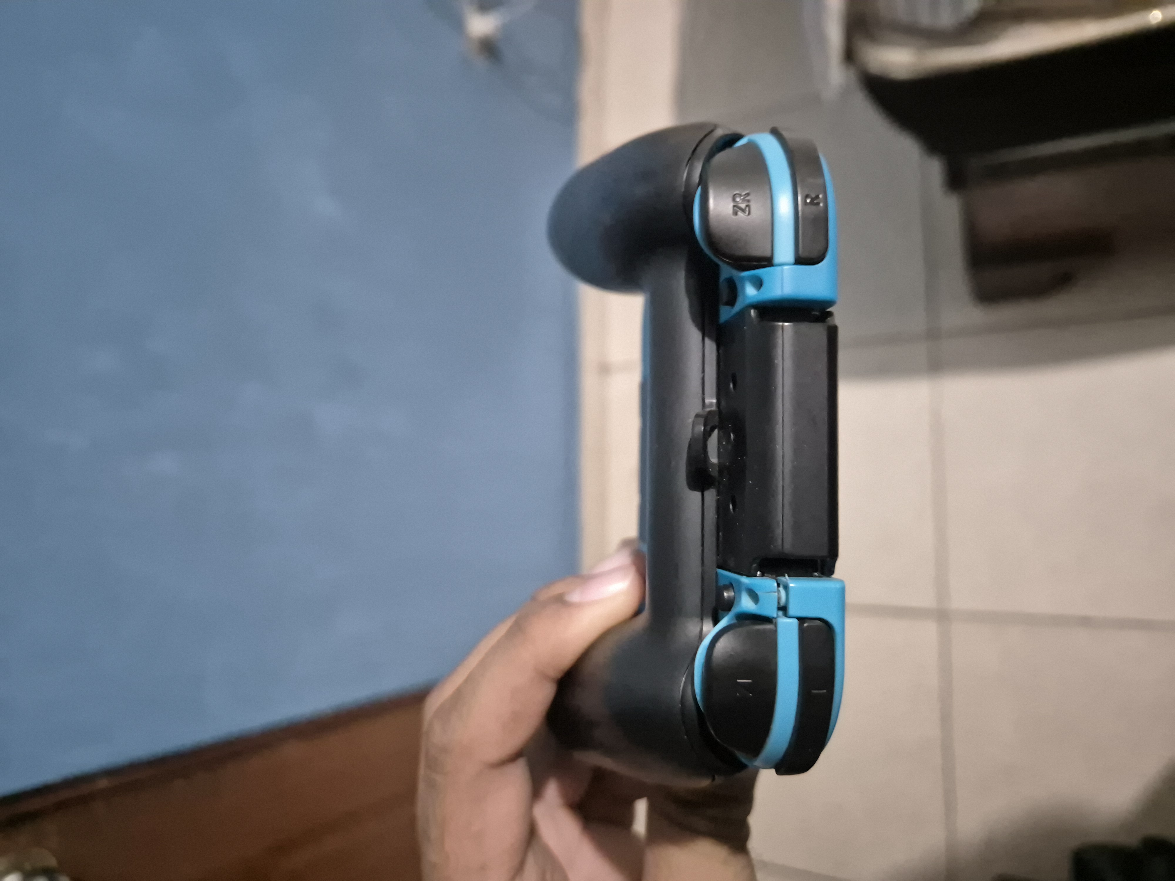 consolas y videojuegos - Nintendo Switch en su caja 2