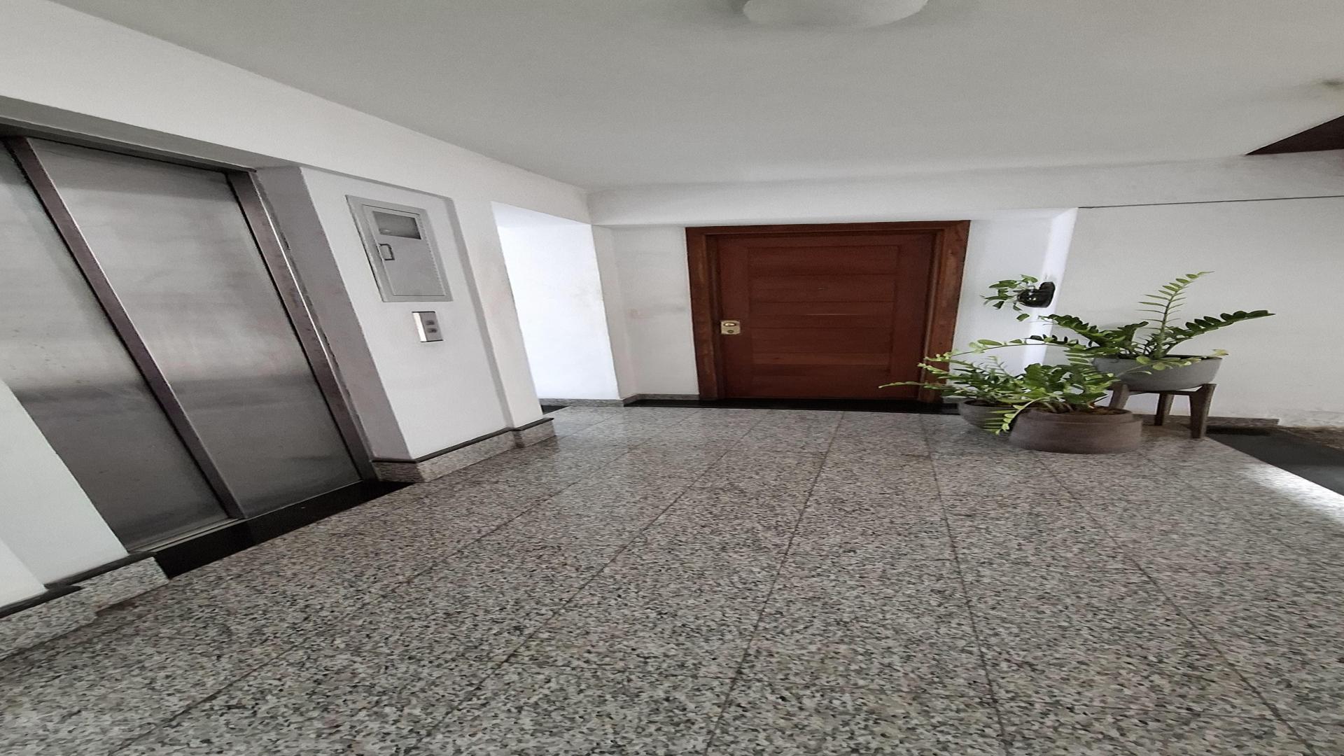 apartamentos - VENTA AMPLIO Y VENTILADO APARTAMENTO - 227M2 “Evaristo Morales” 5