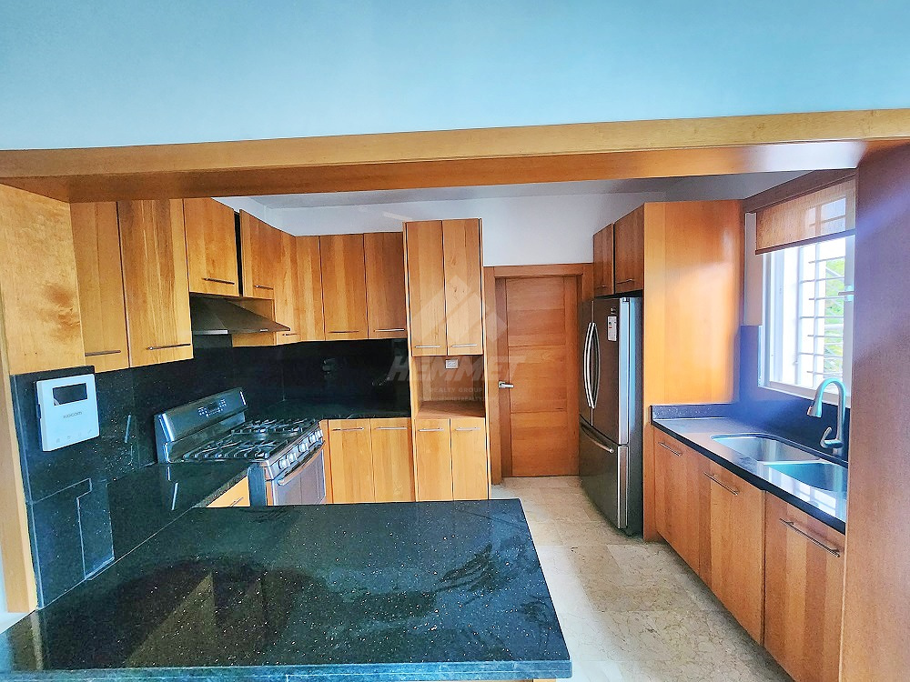 apartamentos - TORRE PISCINA Y ELEVADOR PROXIMO PUCMM SANTIAGO 5