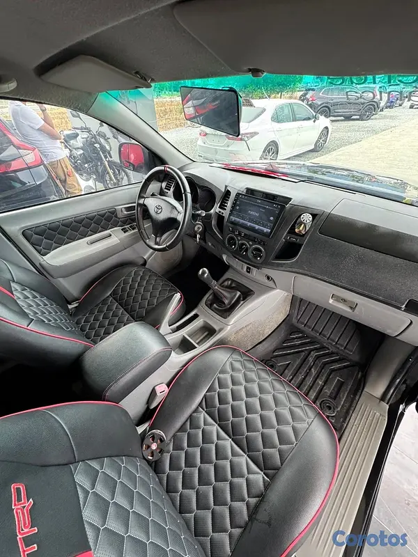 jeepetas y camionetas - Toyota hilux 2008 16