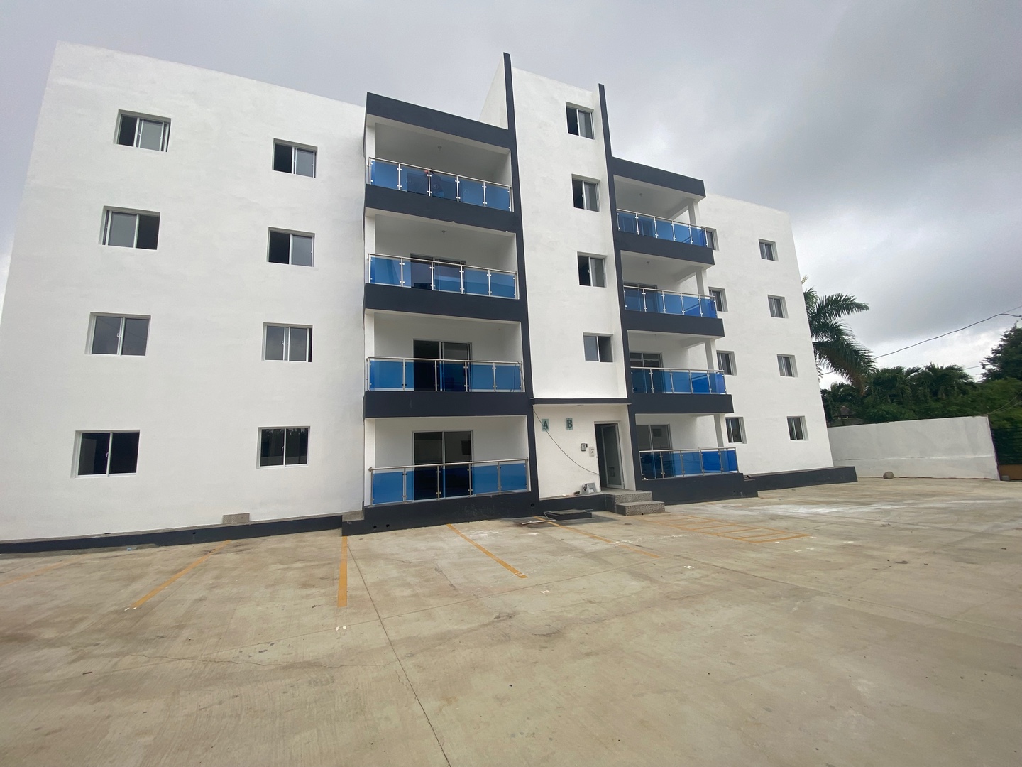 apartamentos - APARTAMENTO EN RENTA EN SANTIAGO DE LOS CABALLEROS PRÓXIMO A CERRO ALTO  0