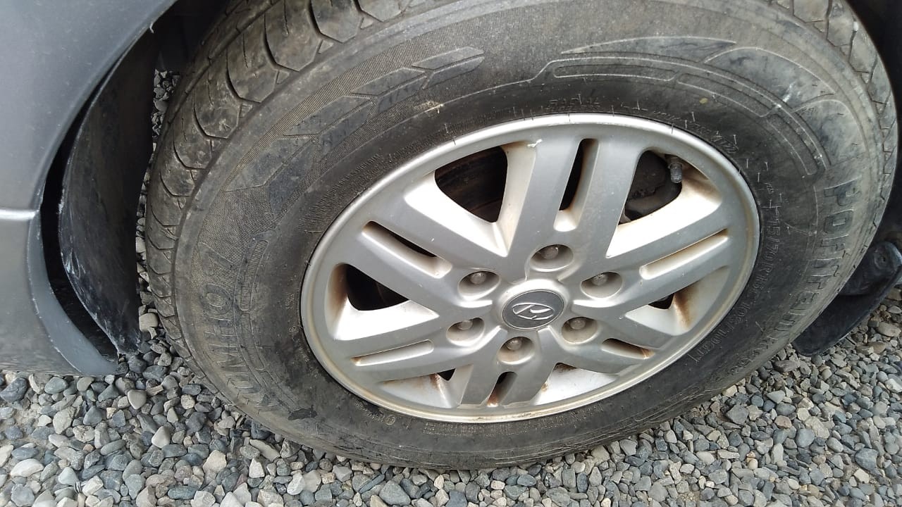 jeepetas y camionetas - HYUNDAI GRAN STAREX 2018 GRIS 6