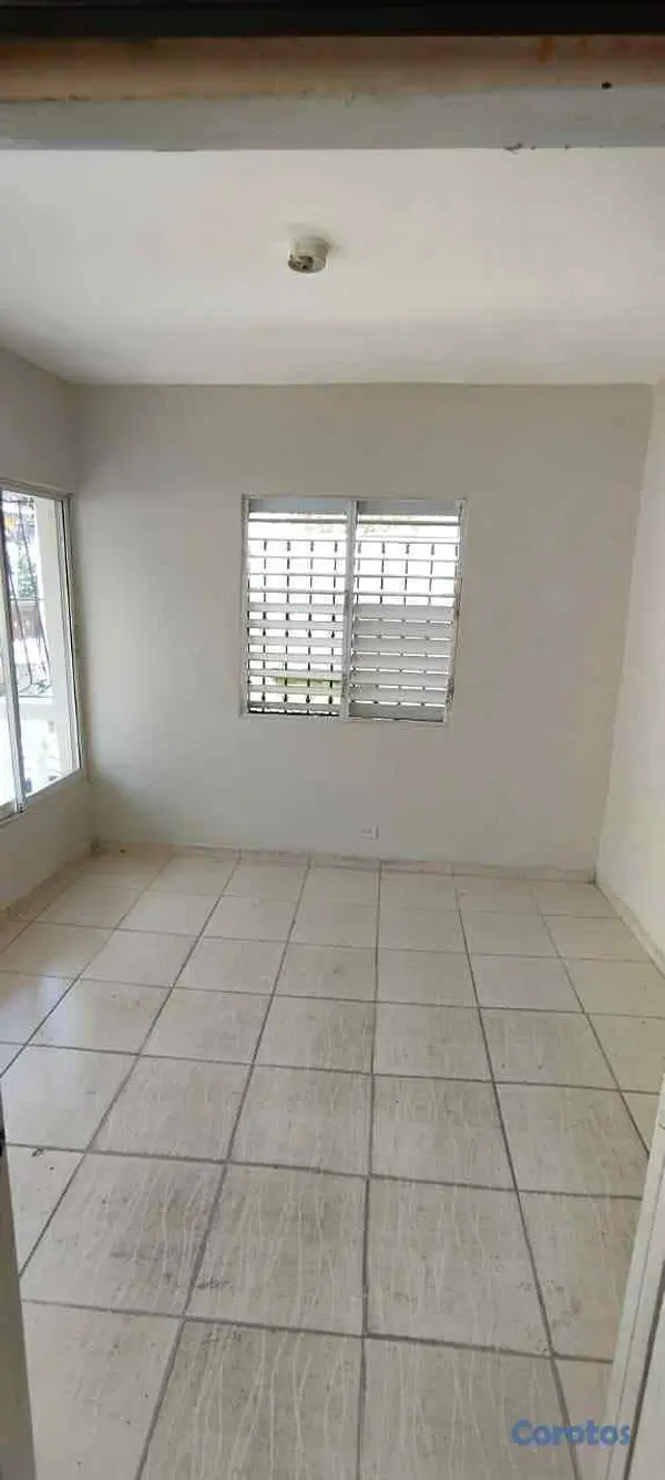 casas - Vendo Edificio proximo hospital de herrera con su  4