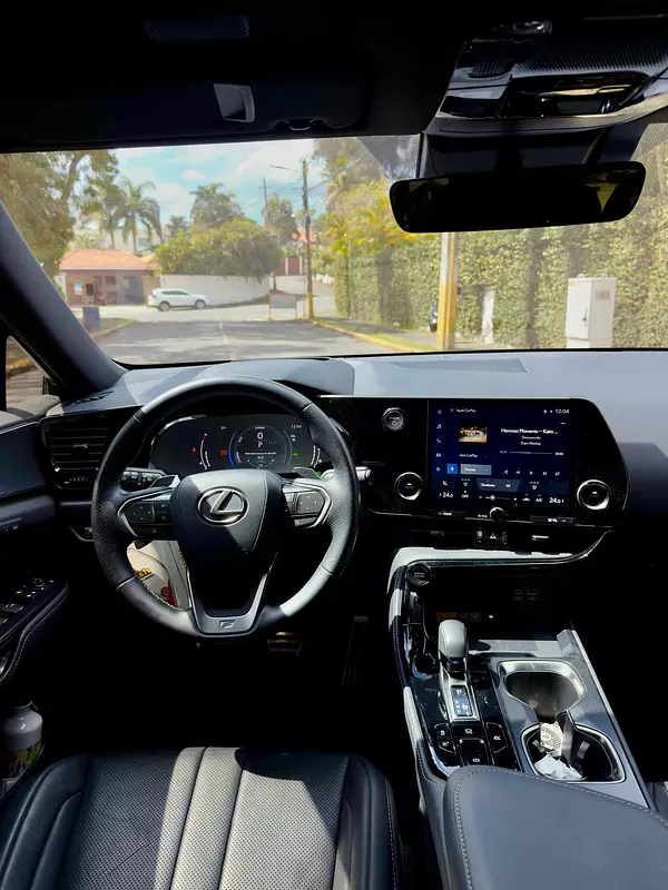 jeepetas y camionetas - lexus nh 350h f sport 2023 5