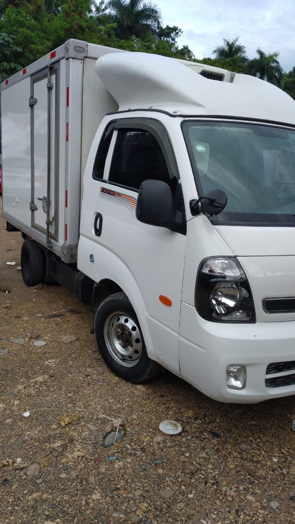 camiones y vehiculos pesados - Kia Bongo Refrigerado