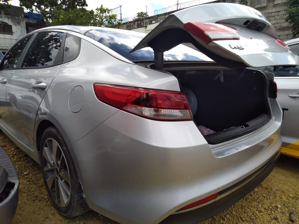 carros - KIA K5 2017 GRISDESDE: RD$ 710,100.00 6