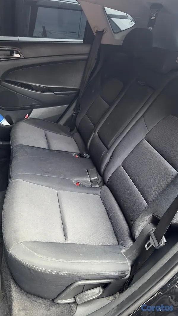 jeepetas y camionetas - Venta Hyundai Tucson 9