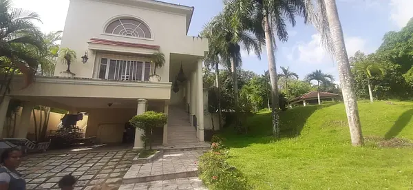 casas - Se vende casa en Arroyo Hondo III 2