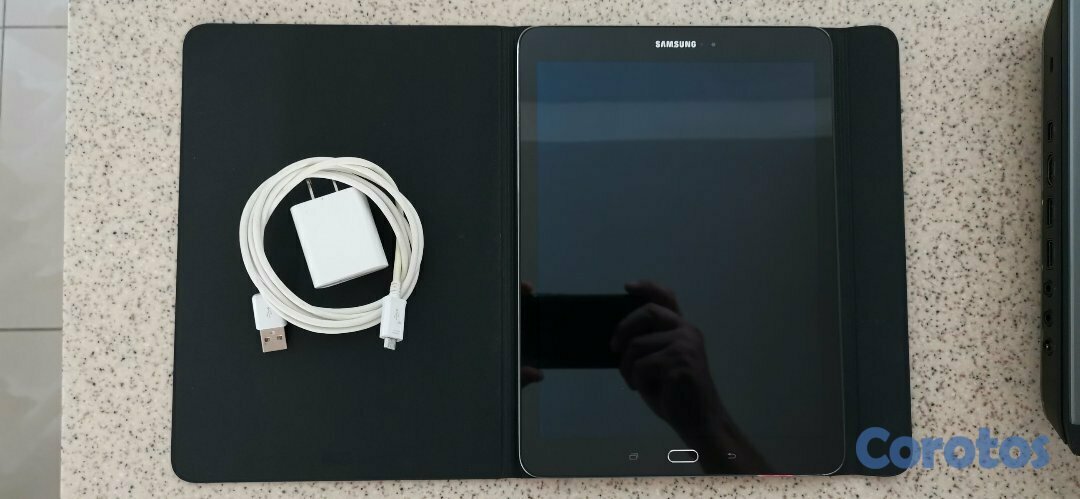 celulares y tabletas - Samsung Galaxy Tab S2, 3GB de Memoria, 64GB, Octa Core  en condicion excelente 2