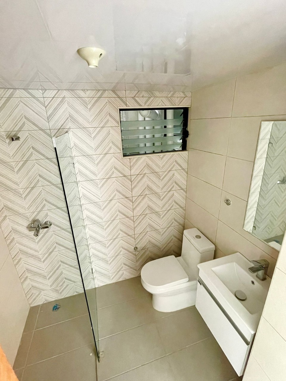 apartamentos - ALQUILER o VENTA: Apartamento  nuevo en Evaristo  5