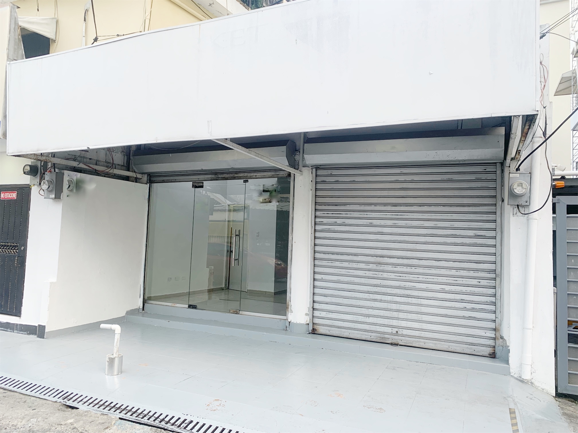 oficinas y locales comerciales - Local céntrico en bella vista  1