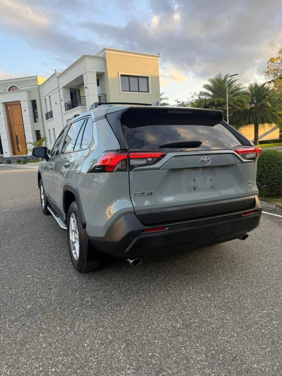 jeepetas y camionetas - Toyota rav4 2020 exl 3