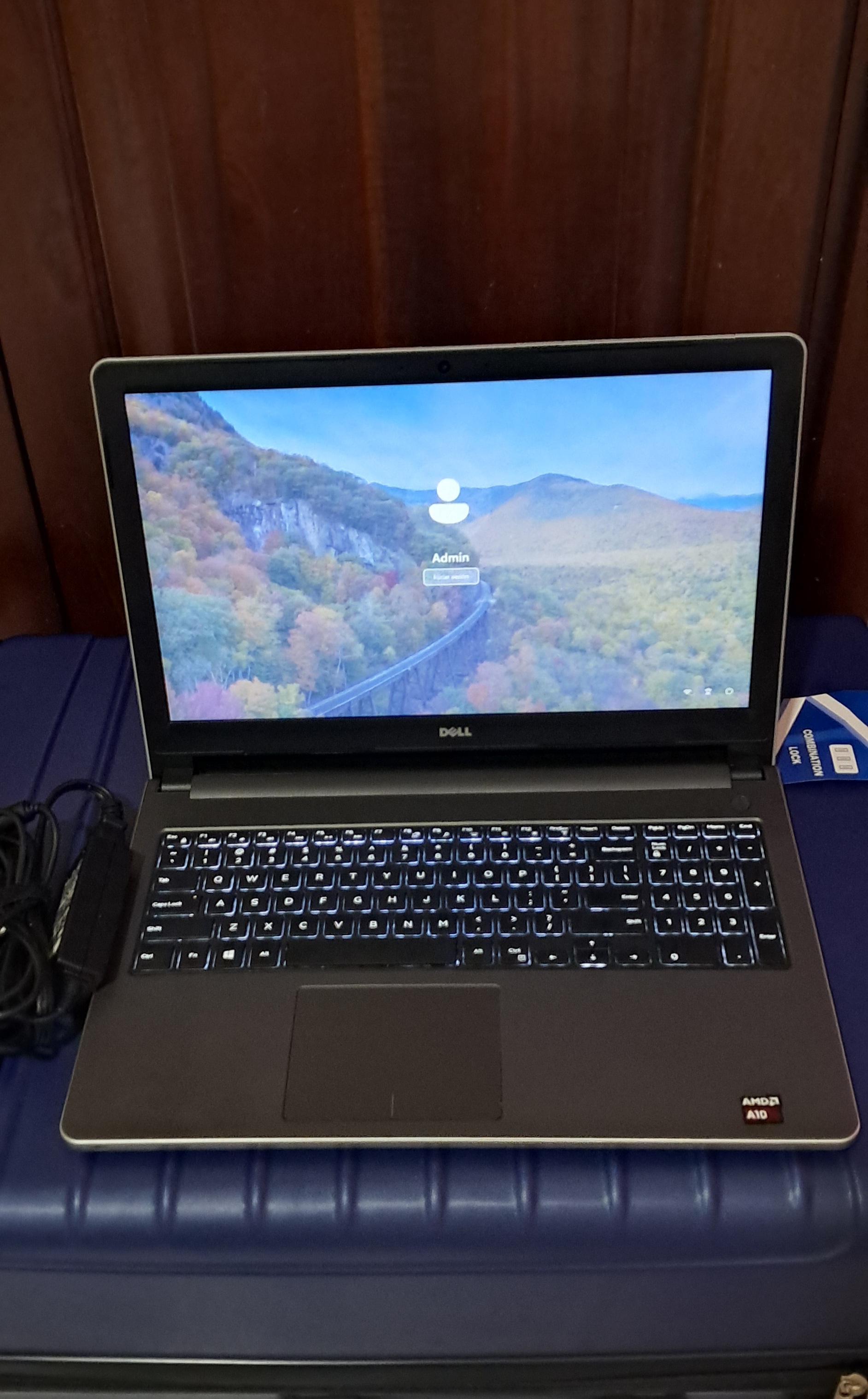 computadoras y laptops - Laptop Dell Inspiron TOUCH 512GB SSD 12GB Ram 4