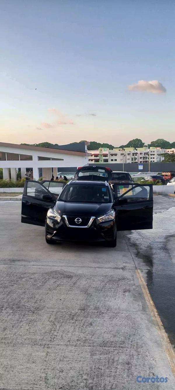 jeepetas y camionetas - Nissan Kicks SV,2020 9