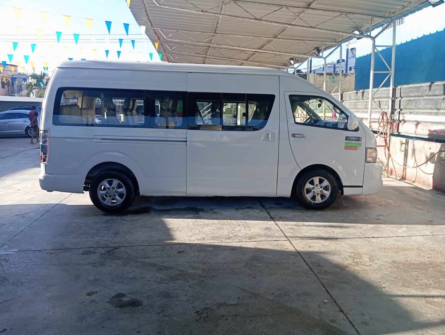 otros vehiculos - Minibus Jinbei 2015 con su motor original 4