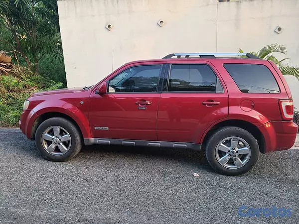 jeepetas y camionetas -  Ford Escape automática 4x4, motor V6. 1