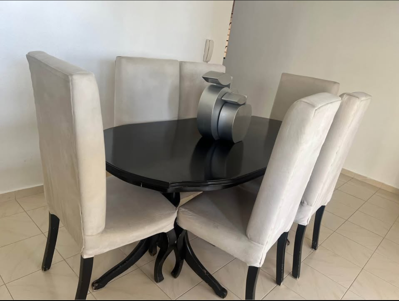 muebles y colchones - Vendo comedor en caoba  2