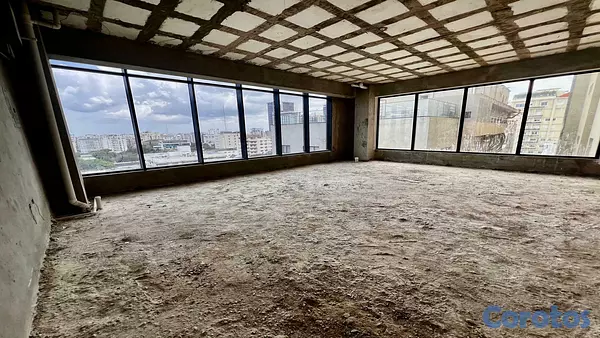 oficinas y locales comerciales - En el corazón de Piantini local de 64m2 netos de local 2