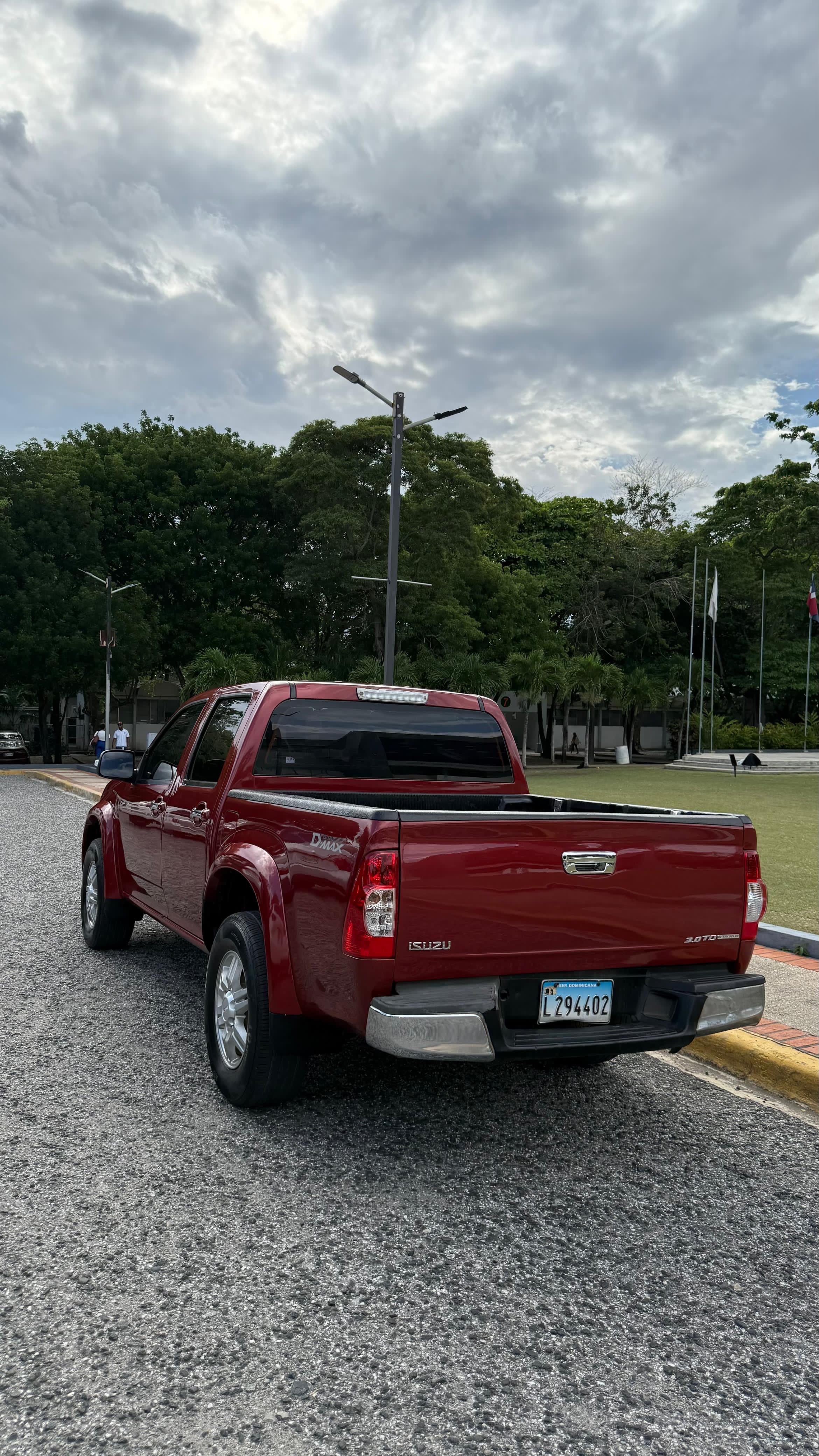 jeepetas y camionetas - Isuzu Dmax 2012 nueva 3