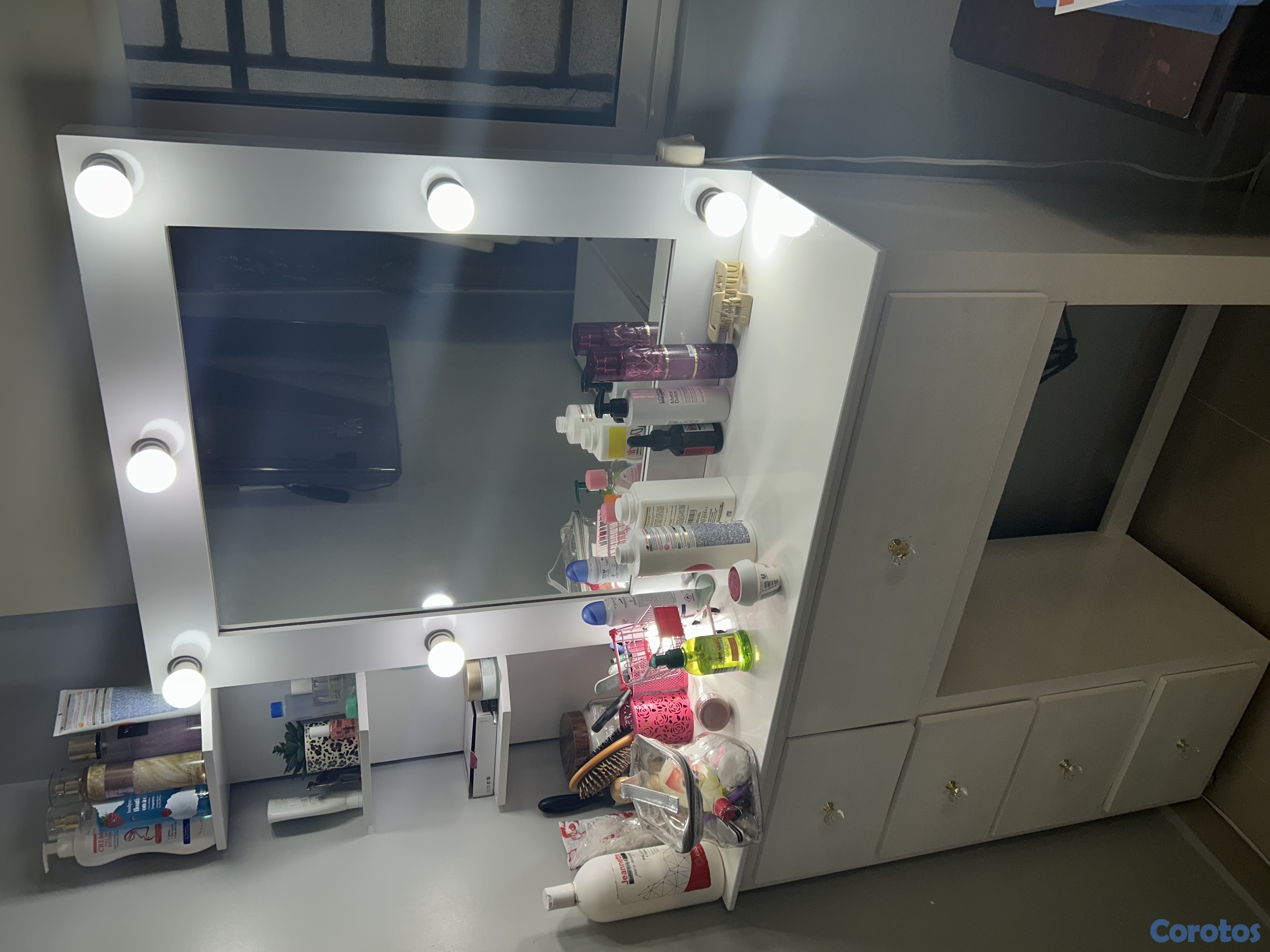 decoración y accesorios - tocador de mujer con luces  5