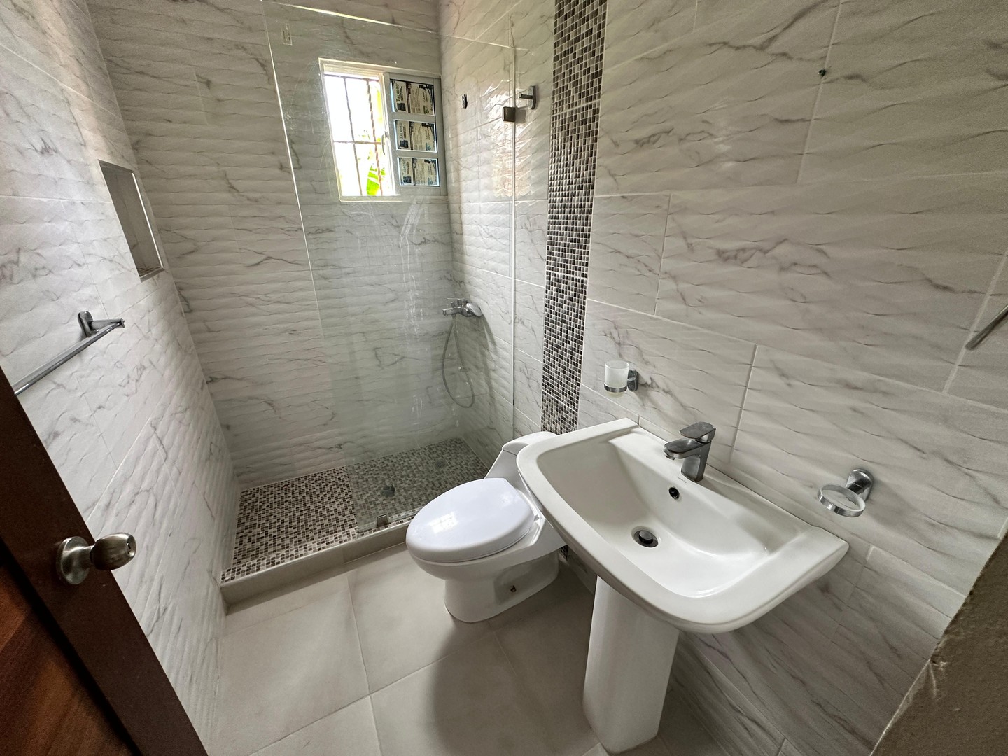 casas - Casa de 2 niveles con mucho patio, Prado Oriental 5