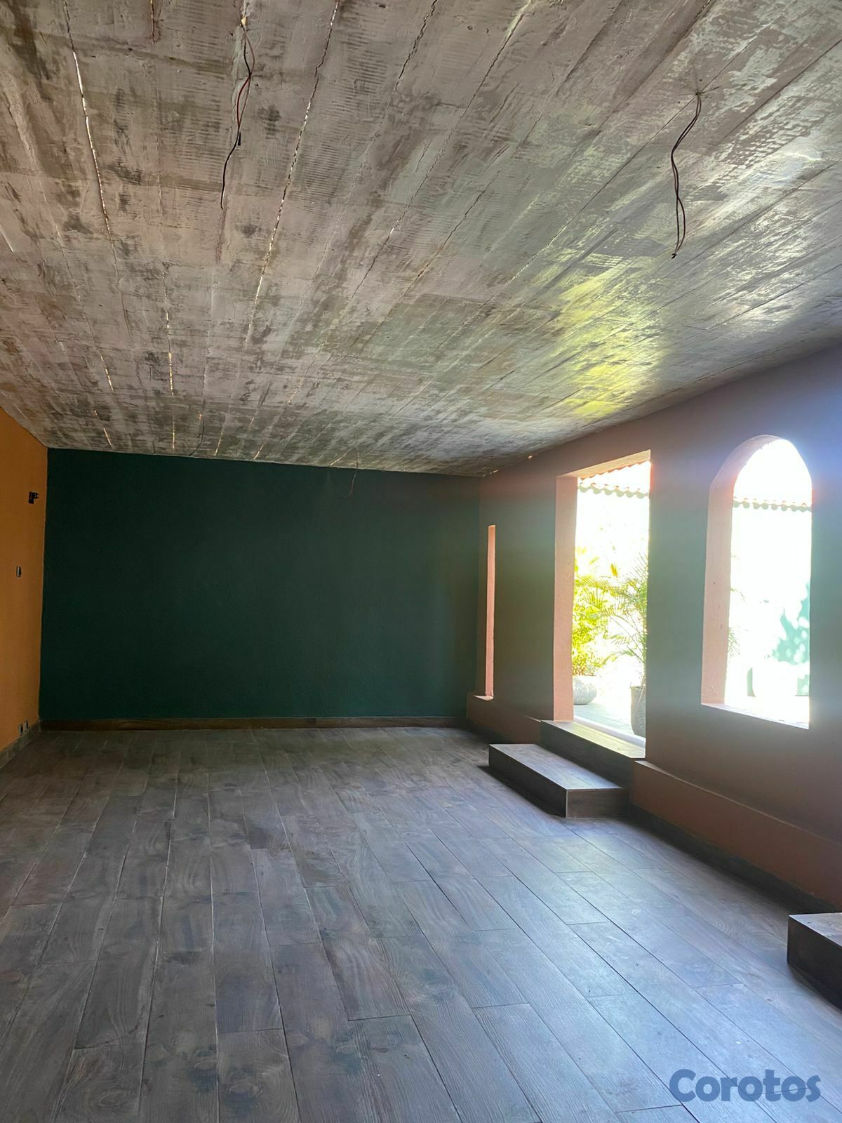 oficinas y locales comerciales - Alquiler Amplio Local Comercial, Zona Colonial 6