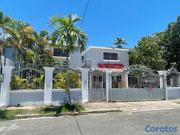 casas - Propiedad comercial en venta  3